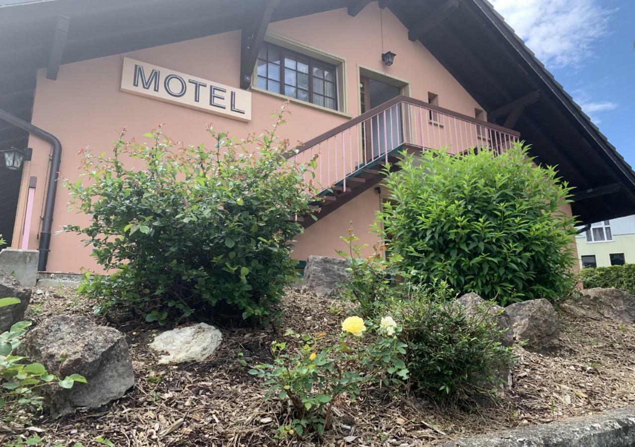 Motel Des Fleurs 瑟温 外观 照片
